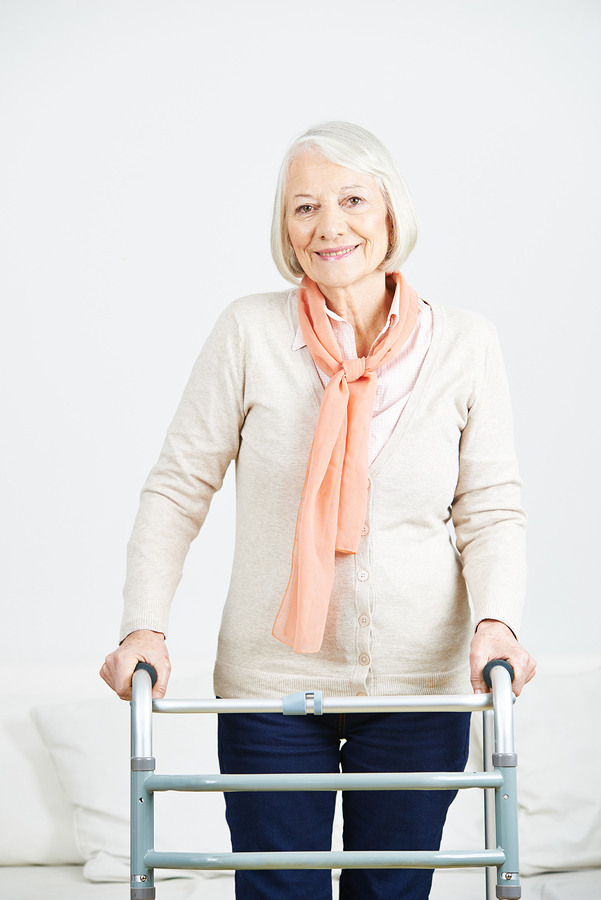 Caregiver in Palo Alto CA: Things to Have on Hand After a Knee Replacement
