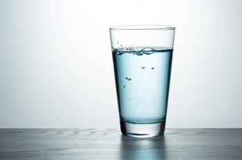 Image for Is Your Mom Drinking Enough Water? Does It Matter?