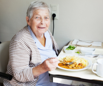 How Senior Home Care Can Help Your Loved One Eat More