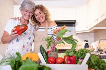 Helping Seniors Stay Safe in the Kitchen